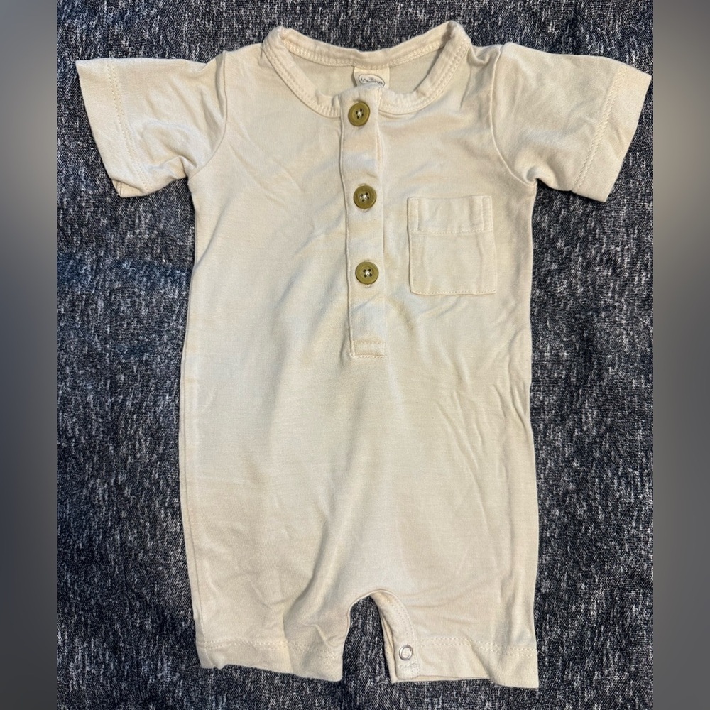 EUC Larkspur Bamboo Romper Size 3-6 Months